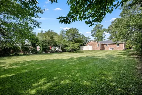 922 Mckellar Drive Tullahoma TN 37388
