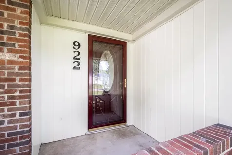 922 Mckellar Drive Tullahoma TN 37388
