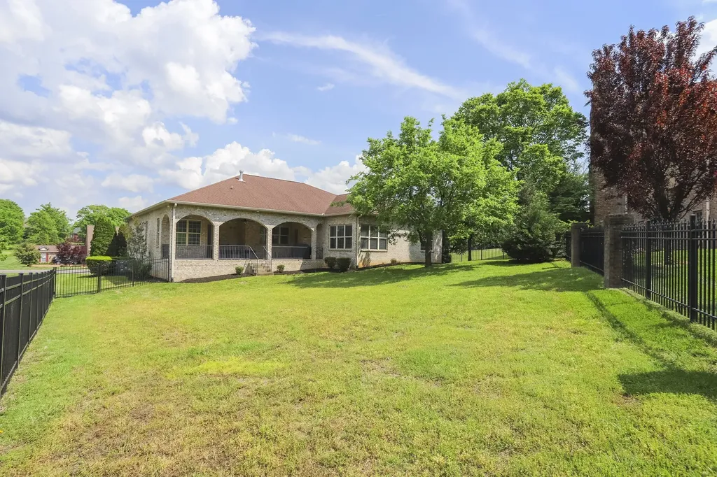 110 Affirmed Drive Hendersonville TN 37075