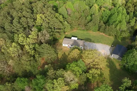1850 Little Bartons Creek Road Cumberland Furnace TN 37051