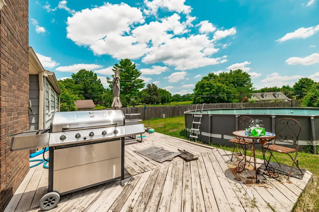 102 Lake Point Drive Gallatin TN 37066
