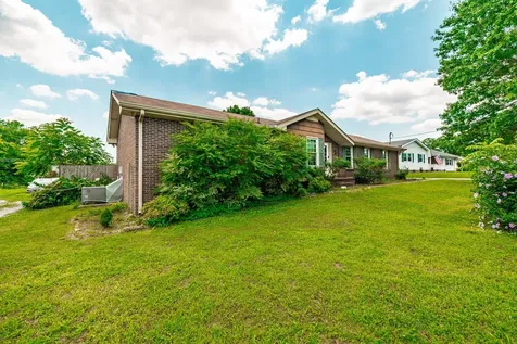 102 Lake Point Drive Gallatin TN 37066