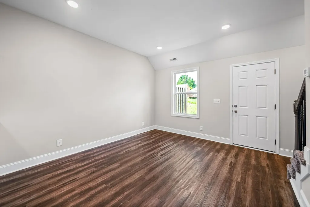 224 Drayton Drive Clarksville TN 37042