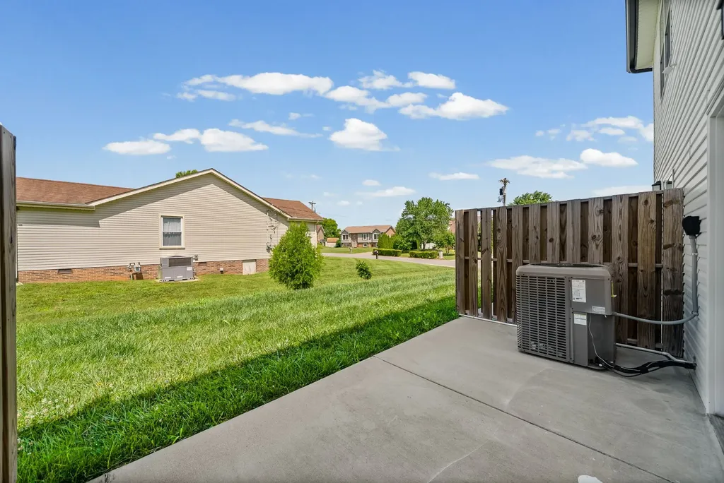 224 Drayton Drive Clarksville TN 37042