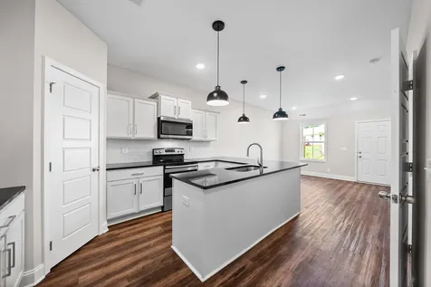 224 Drayton Drive Clarksville TN 37042