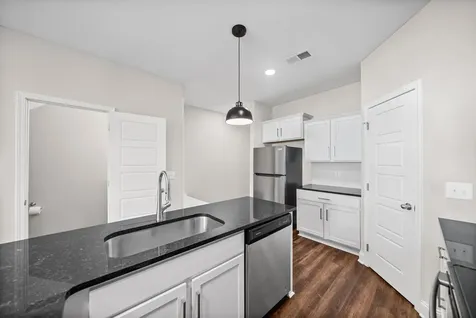 224 Drayton Drive Clarksville TN 37042