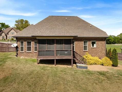 56 Harbor Point Lebanon TN 37087
