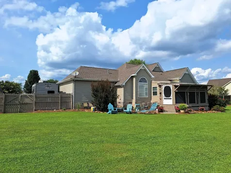 131 Charlotte Drive Winchester TN 37398