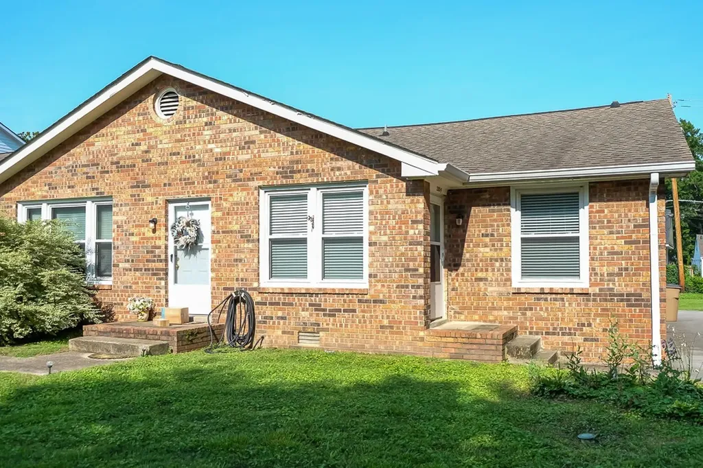 2804 Valley Road Nashville TN 37215