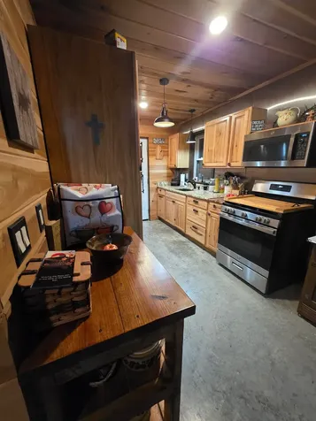 6339 Dickens Hill Road Bradyville TN 37026