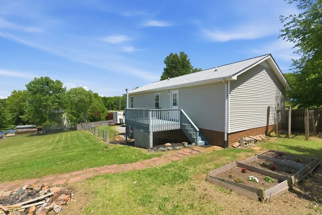 1346 Shahan Road Ashland City TN 37015