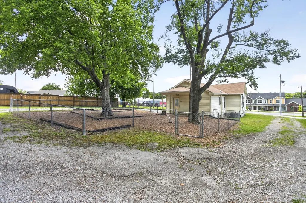 639 E Old Hickory Boulevard Madison TN 37115