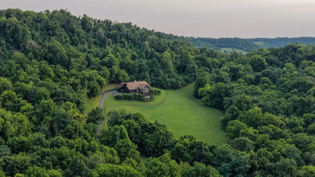 391 Bluestocking Hollow Road Shelbyville TN 37160