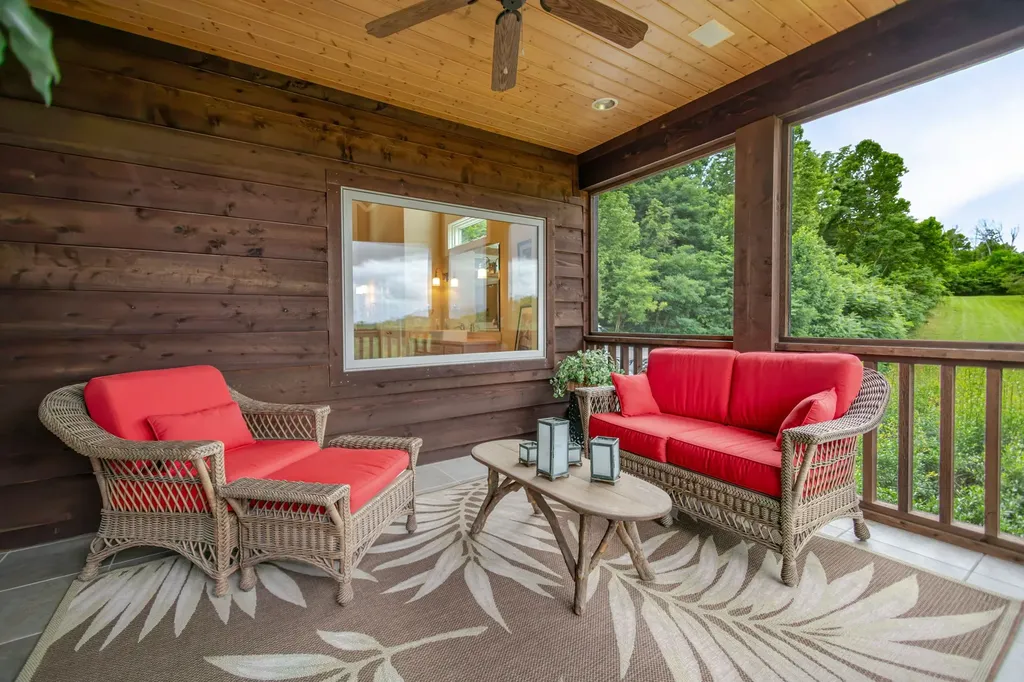 391 Bluestocking Hollow Road Shelbyville TN 37160