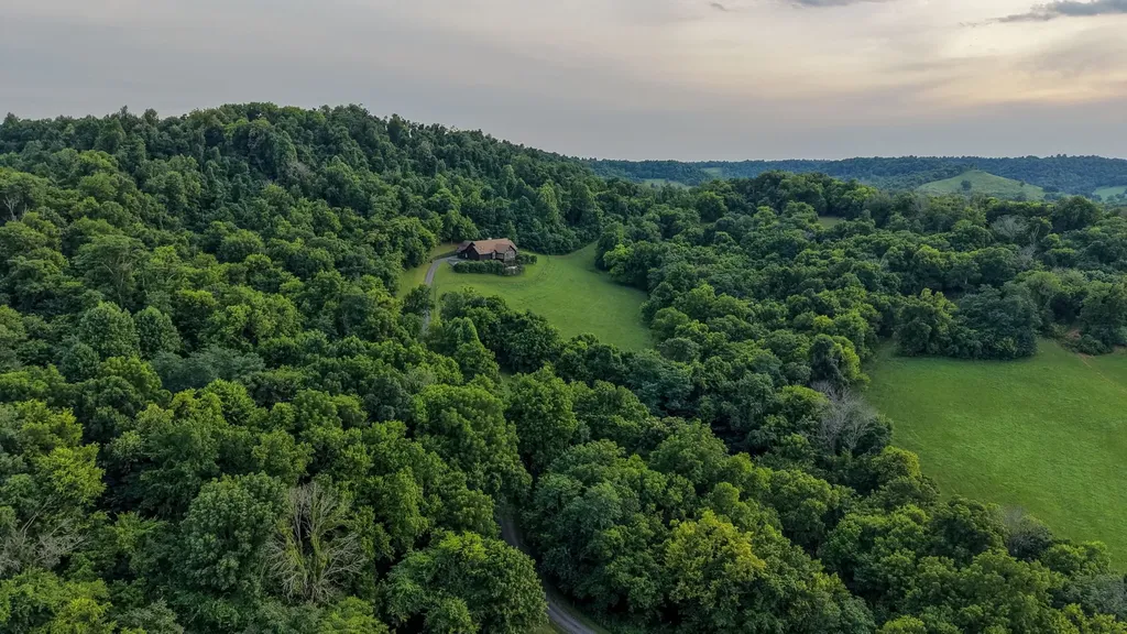 391 Bluestocking Hollow Road Shelbyville TN 37160
