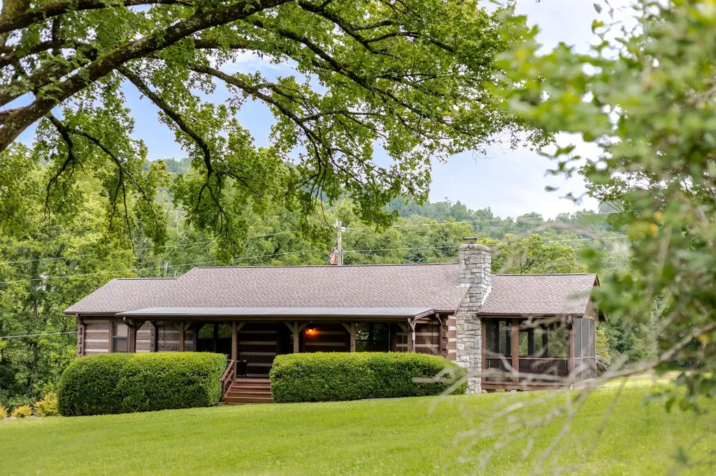 391 Bluestocking Hollow Road Shelbyville TN 37160
