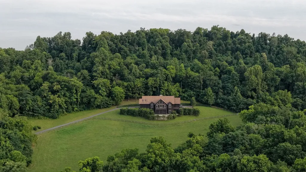 391 Bluestocking Hollow Road Shelbyville TN 37160