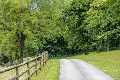 391 Bluestocking Hollow Road Shelbyville TN 37160