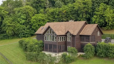 391 Bluestocking Hollow Road Shelbyville TN 37160
