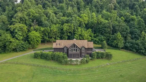 391 Bluestocking Hollow Road Shelbyville TN 37160