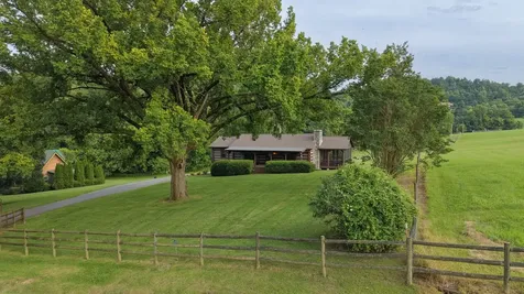 391 Bluestocking Hollow Road Shelbyville TN 37160