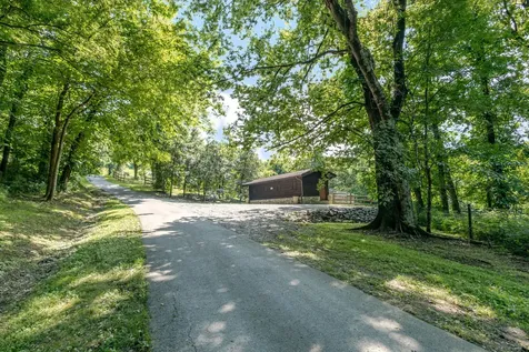 391 Bluestocking Hollow Road Shelbyville TN 37160