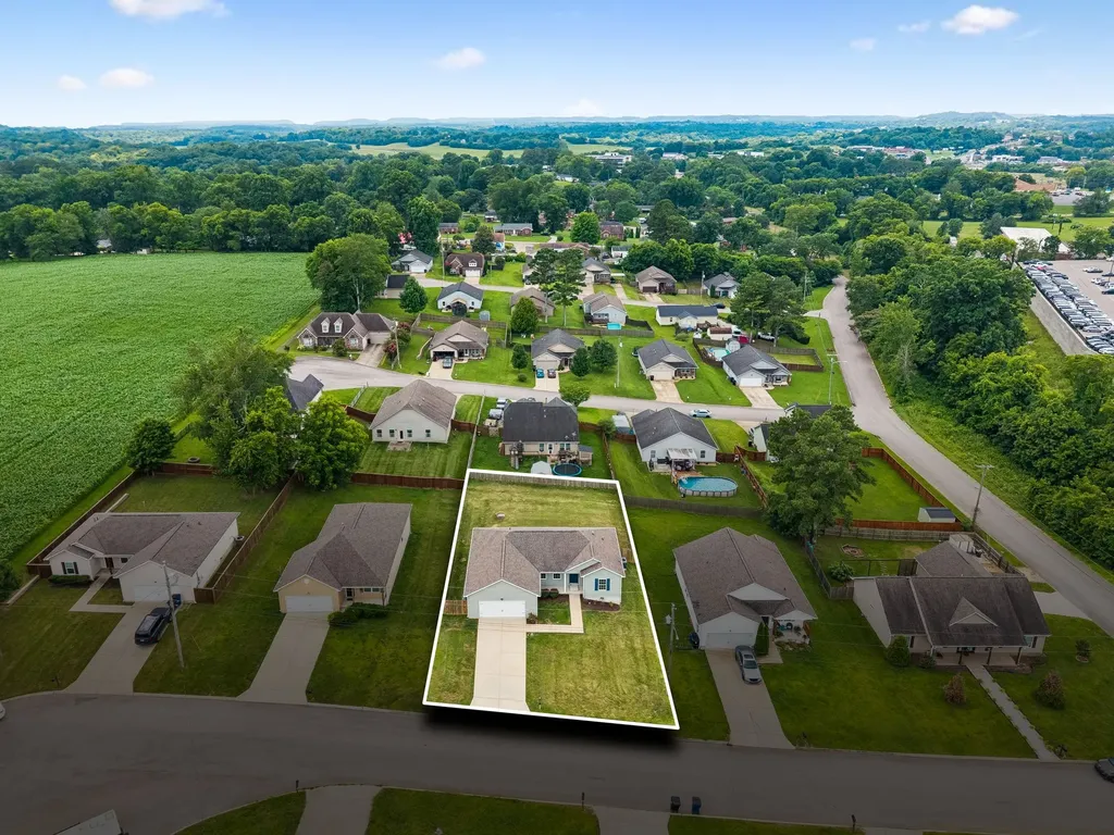 308 Marymont Lane Columbia TN 38401