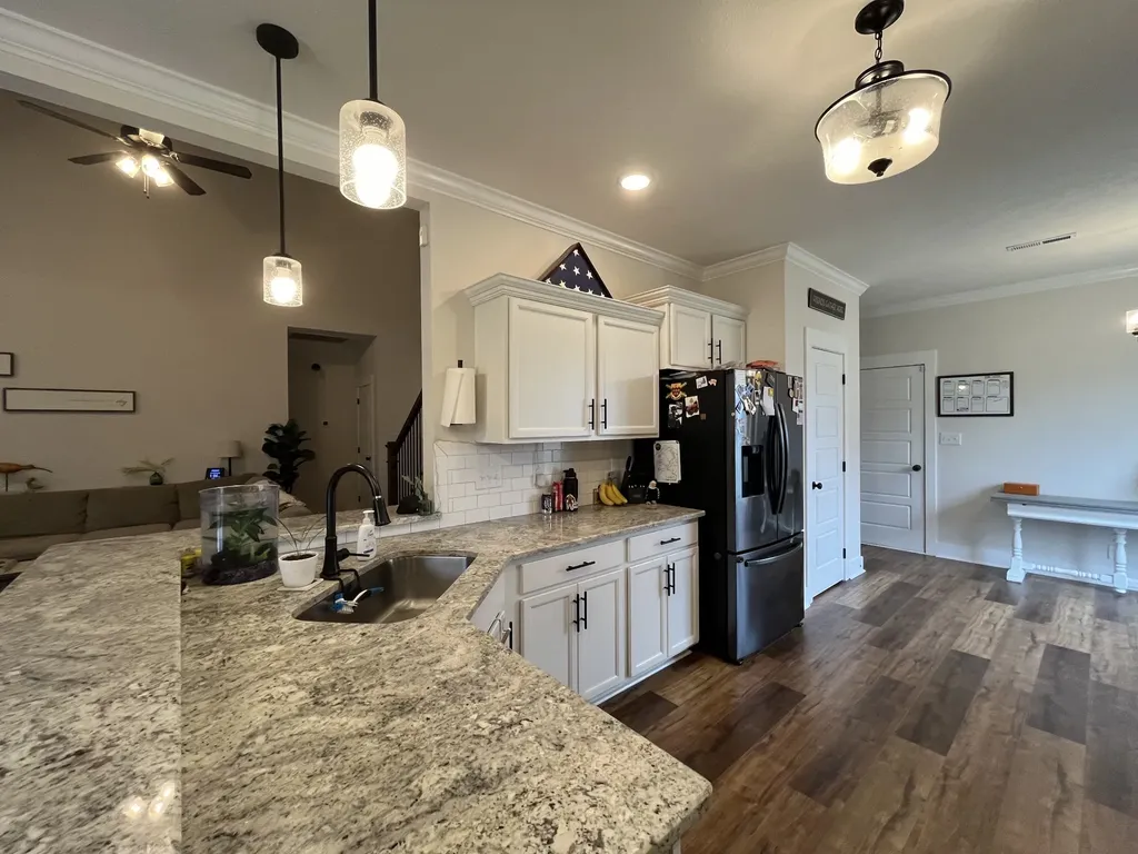 445 Crestwicke Court Clarksville TN 37043