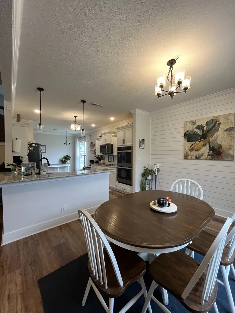 445 Crestwicke Court Clarksville TN 37043