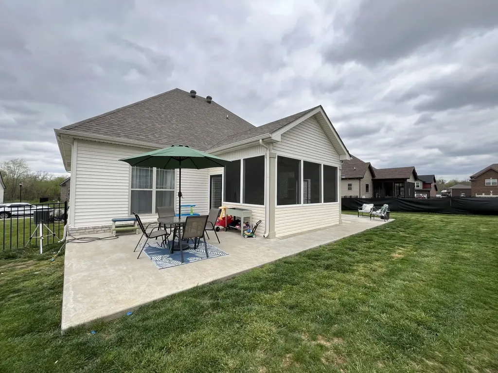 445 Crestwicke Court Clarksville TN 37043