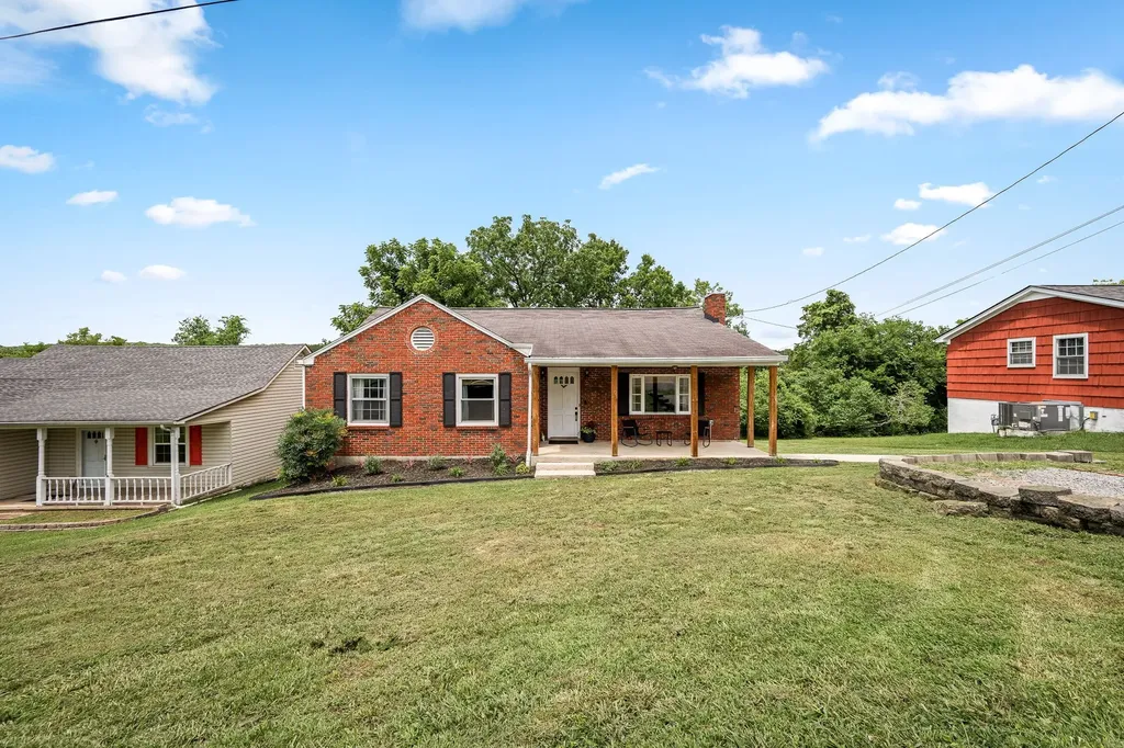 412 Lehman Street Woodbury TN 37190