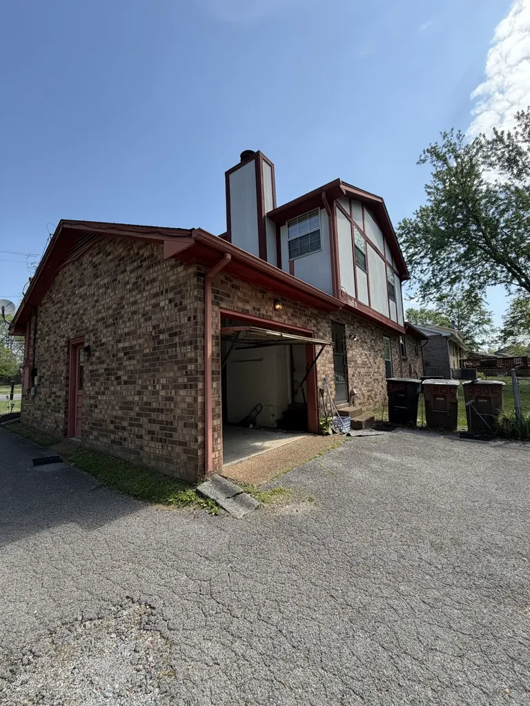 3305 Country Way Road Antioch TN 37013
