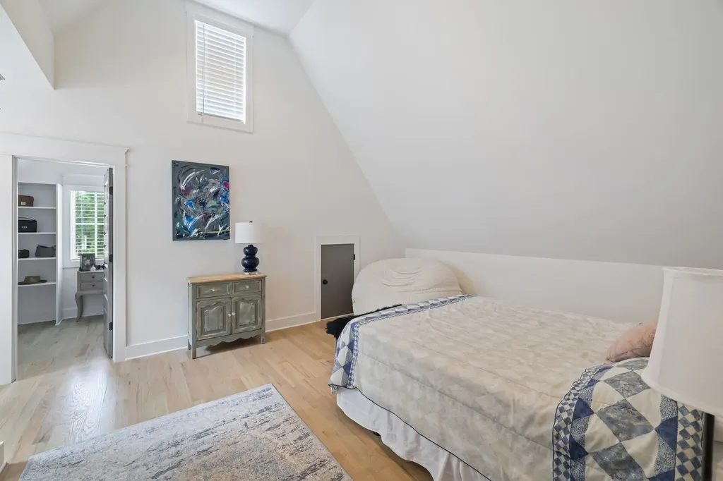 4018B Woodmont Boulevard Nashville TN 37205