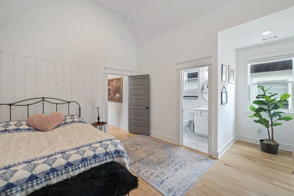 4018B Woodmont Boulevard Nashville TN 37205