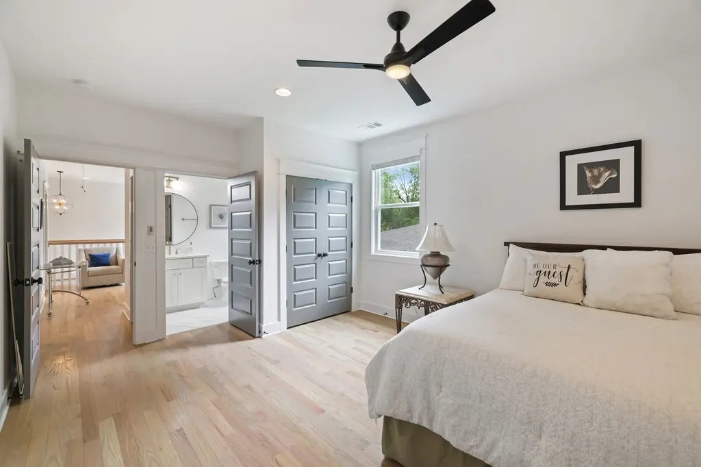 4018B Woodmont Boulevard Nashville TN 37205