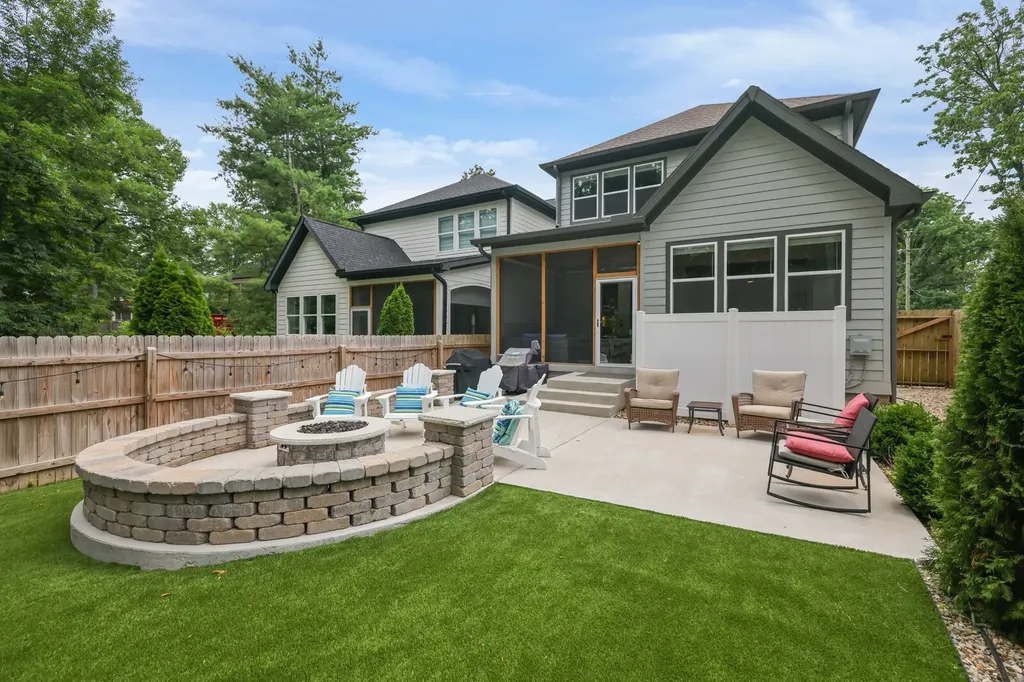 4018B Woodmont Boulevard Nashville TN 37205
