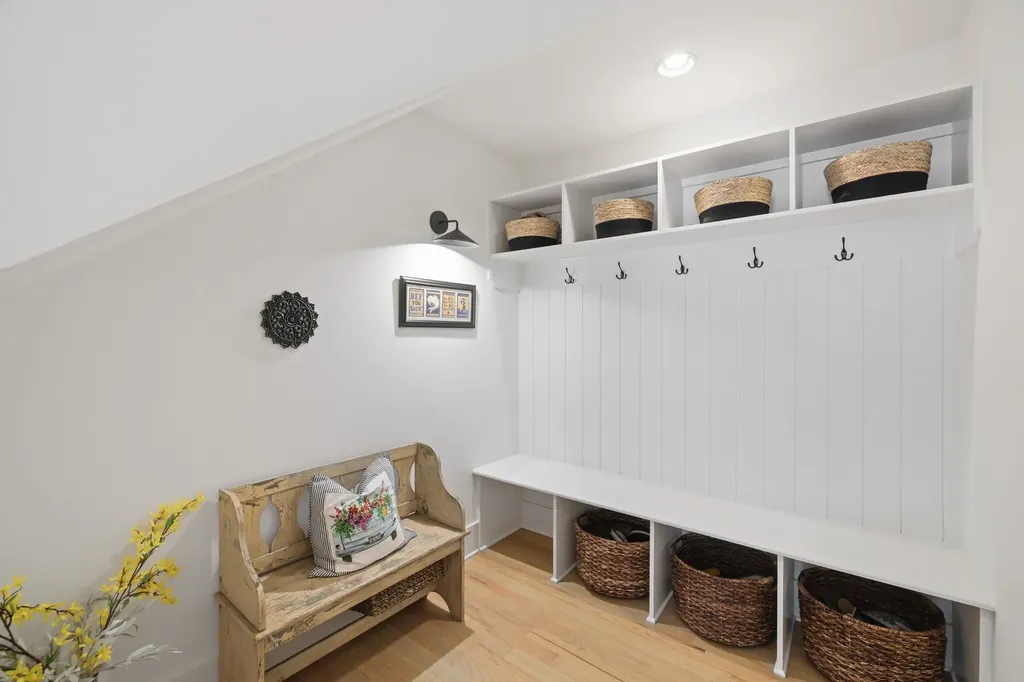 4018B Woodmont Boulevard Nashville TN 37205