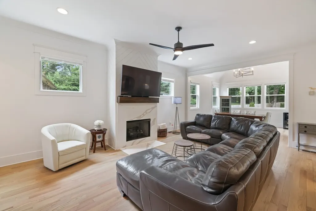 4018B Woodmont Boulevard Nashville TN 37205
