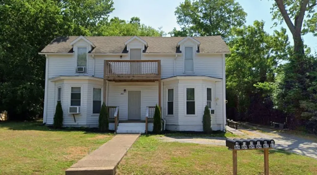 809 Forest Street Clarksville TN 37040