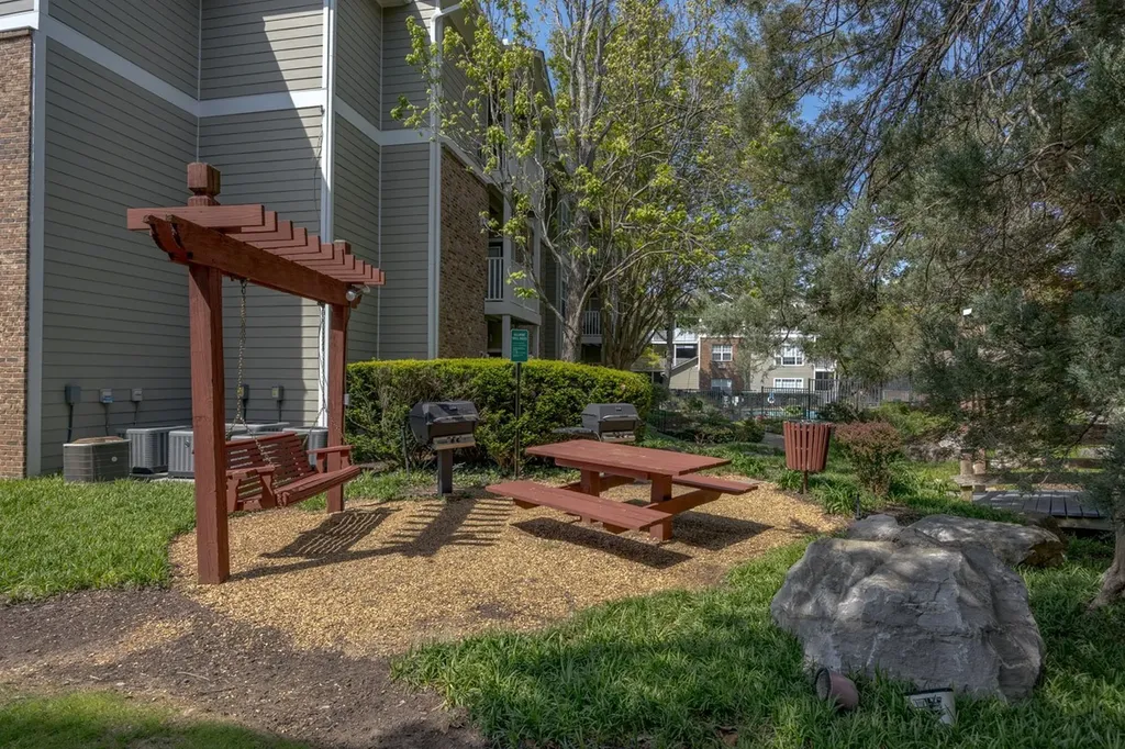 2025 Woodmont Boulevard Nashville TN 37215
