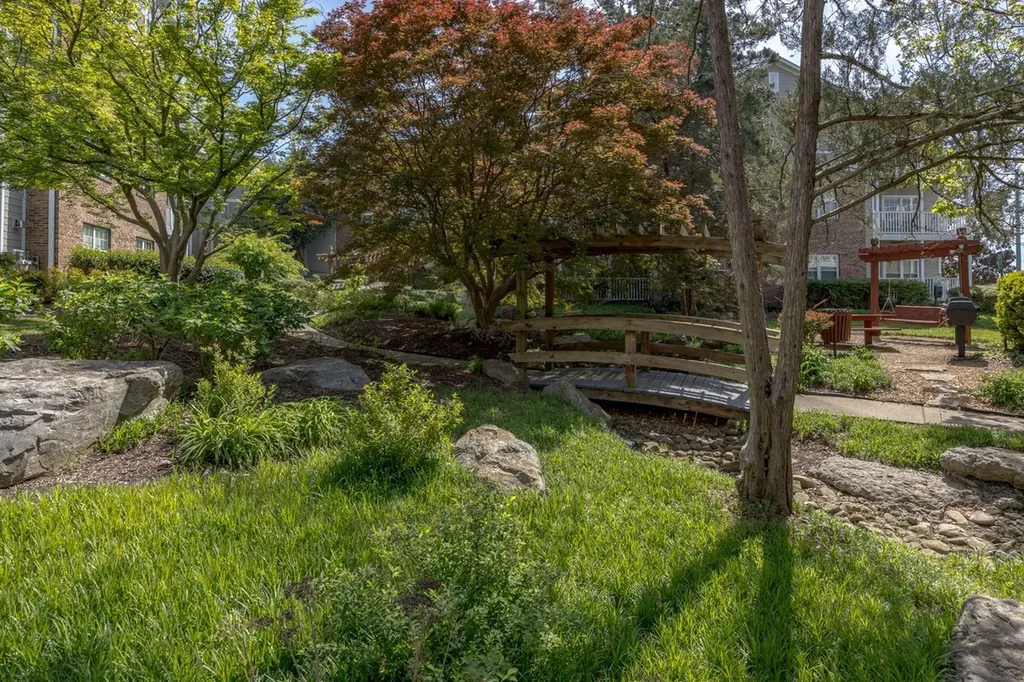 2025 Woodmont Boulevard Nashville TN 37215