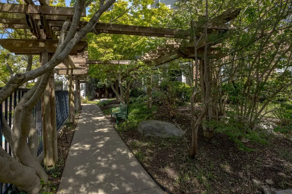 2025 Woodmont Boulevard Nashville TN 37215