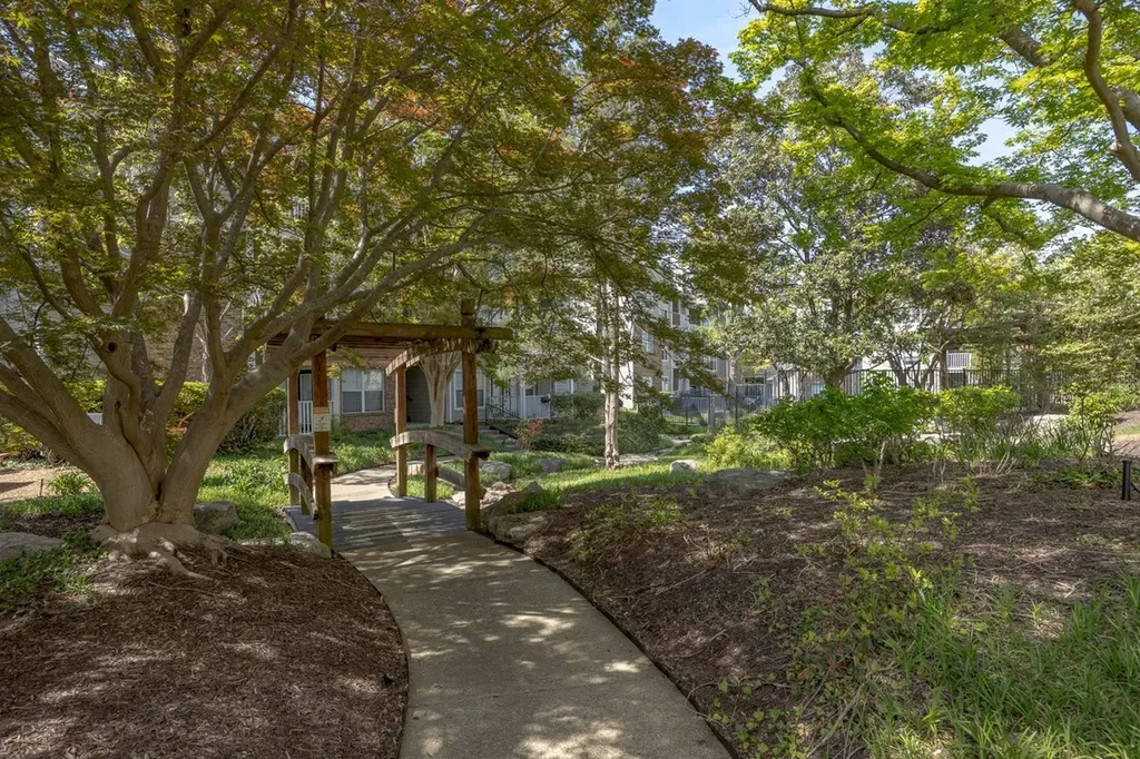 2025 Woodmont Boulevard Nashville TN 37215