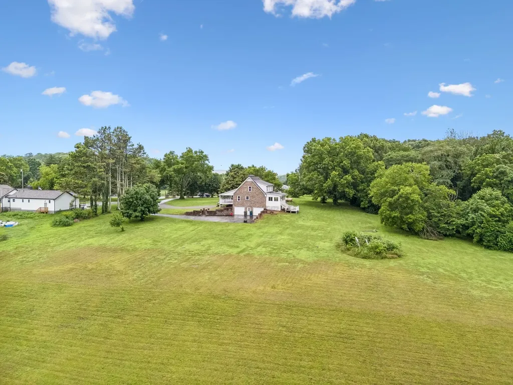 2758 Standing Oak Drive Thompsons Station TN 37179