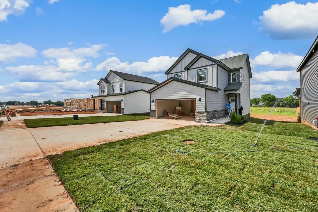 2808 Brewster Drive Clarksville TN 37042