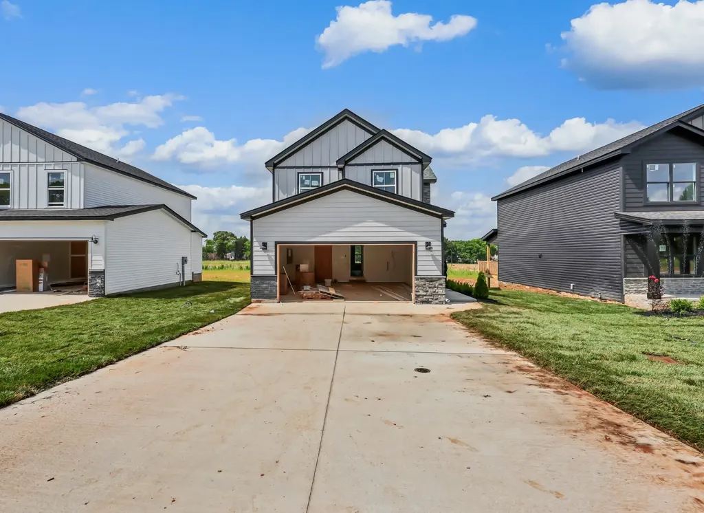 2808 Brewster Drive Clarksville TN 37042