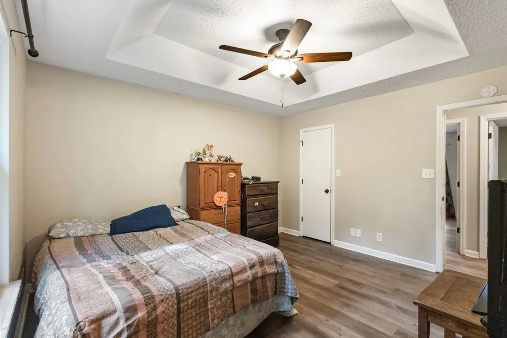 423 Donna Drive Clarksville TN 37042