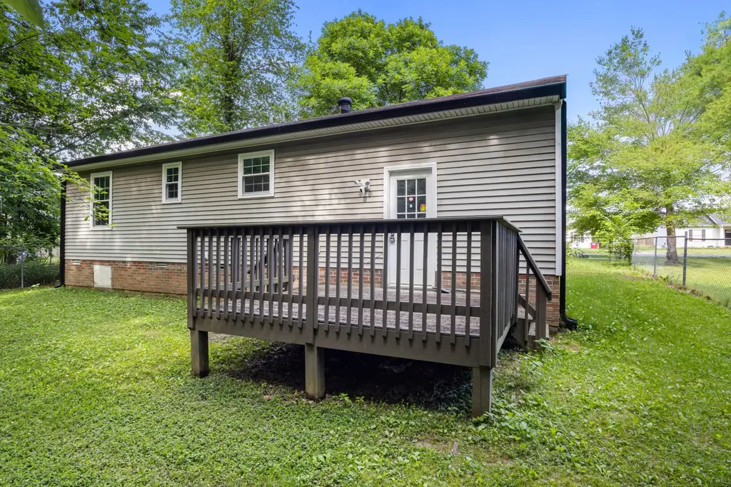 423 Donna Drive Clarksville TN 37042