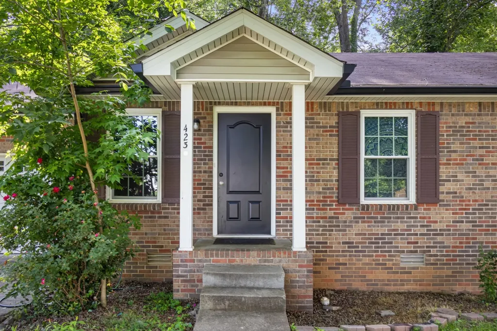 423 Donna Drive Clarksville TN 37042
