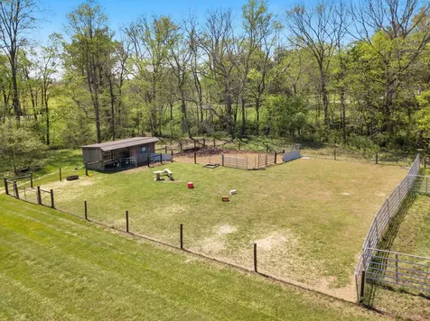 3988 Fykes Grove Road Cedar Hill TN 37032